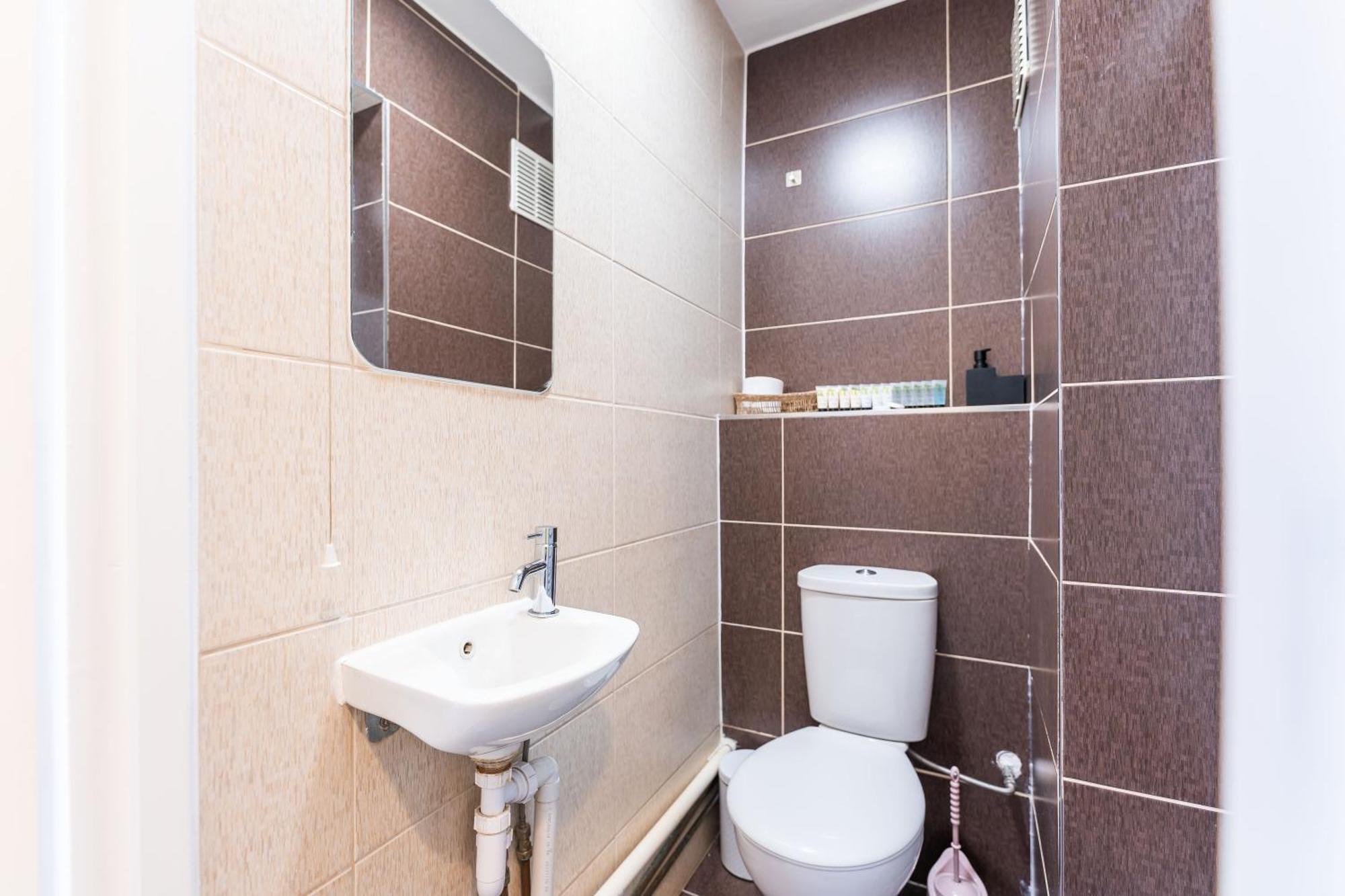 Luxury 3 Bedroom Flat With Balcony In Westbourne Park London Exterior photo